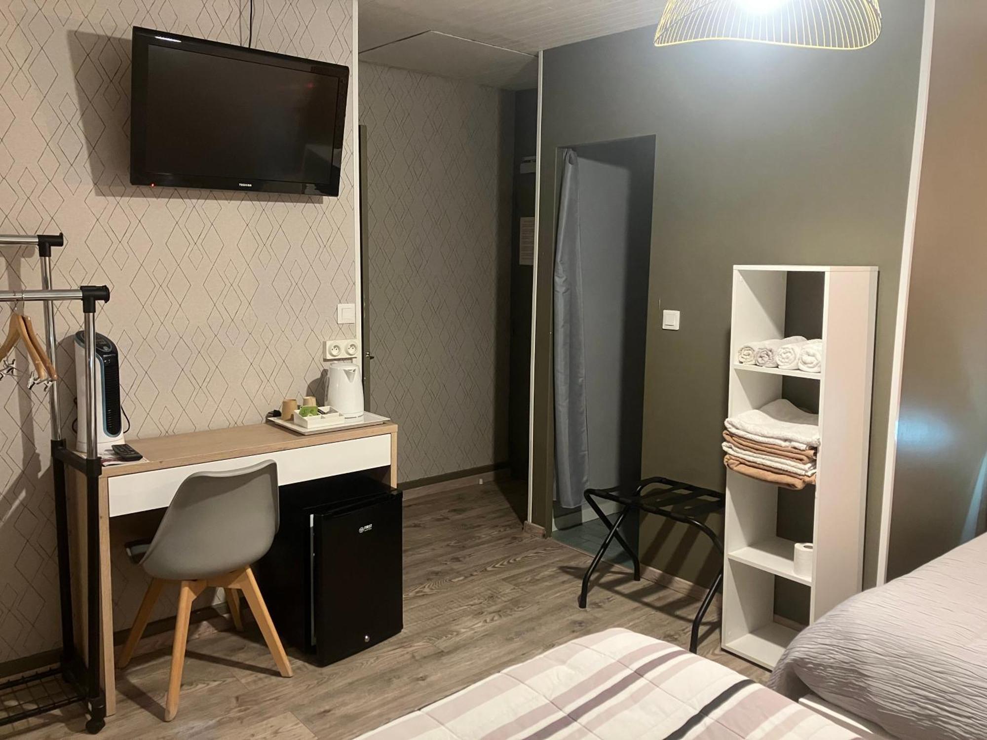 Hotel Du Nord Chambres Familiales Fontaines  Eksteriør billede
