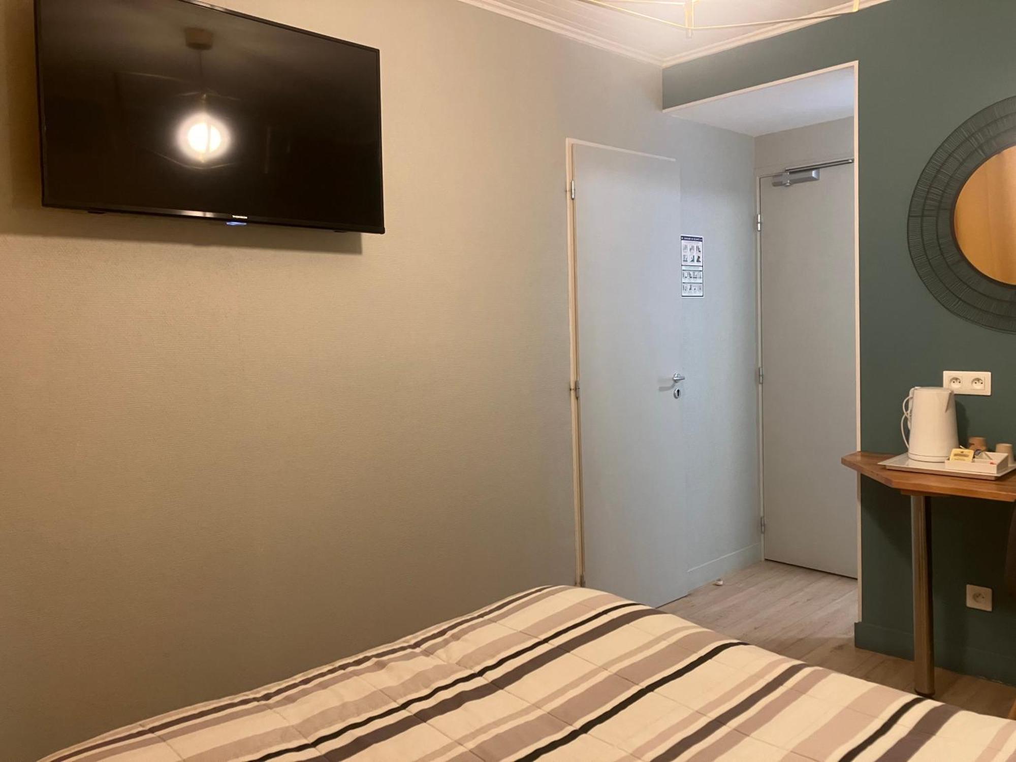 Hotel Du Nord Chambres Familiales Fontaines  Eksteriør billede